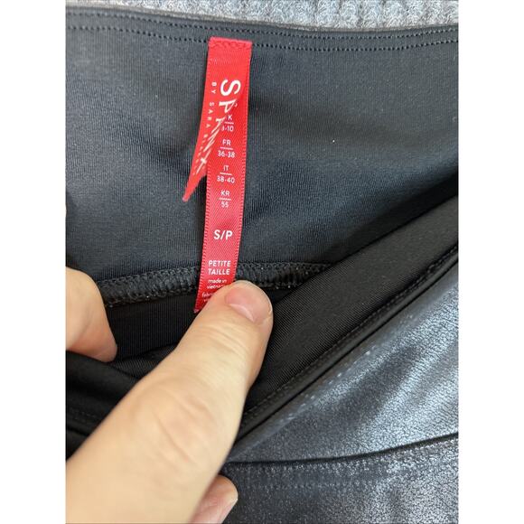 Spanx Women's Leggings Sz Small Petite Black Faux Leather Ankle Pull-On Stretch - Picture 7 of 8